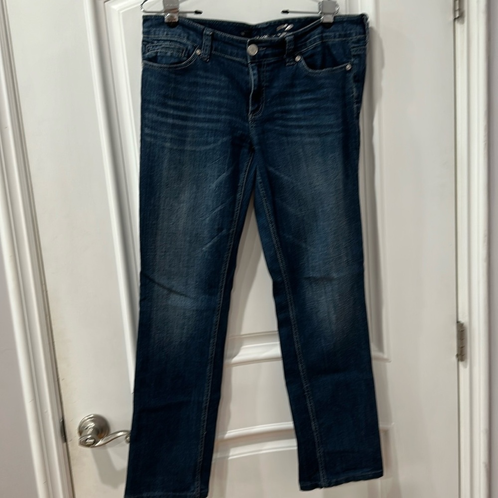 Seven7 slim straight jeans size 32